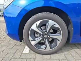 Suzuki Swift (2024) thumbnail 15