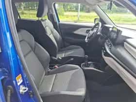 Suzuki Swift (2024) thumbnail 33