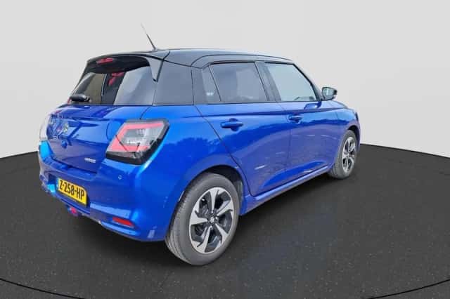 Suzuki Swift (2024) thumbnail 7
