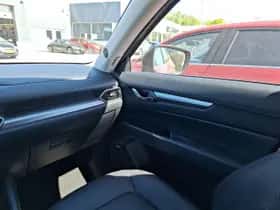 Mazda CX-5 (2018) thumbnail 10