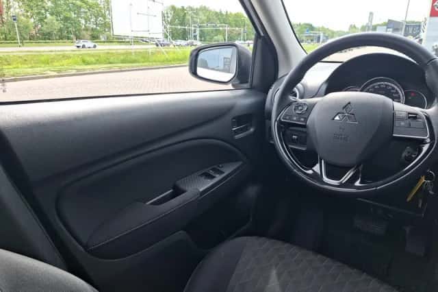 Mitsubishi Space Star (2022) thumbnail 14