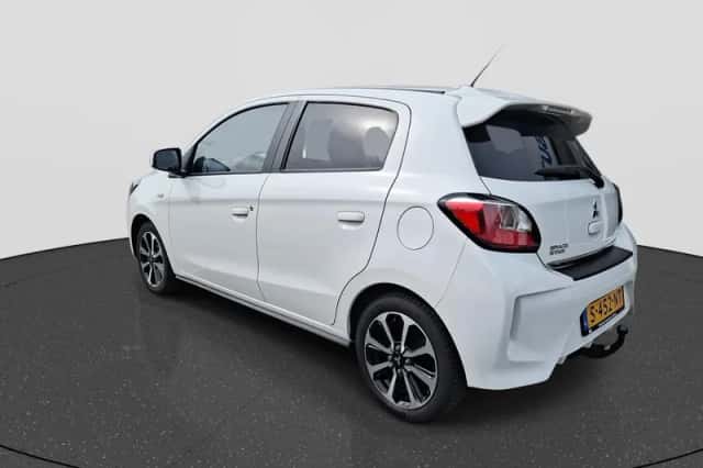 Mitsubishi Space Star (2022) thumbnail 5