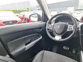 Suzuki Vitara (2018) thumbnail 14