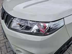 Suzuki Vitara (2018) thumbnail 16
