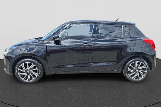 Suzuki Swift (2023) thumbnail 4