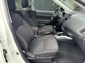 Mitsubishi ASX (2011) thumbnail 31