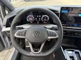 Volkswagen Golf (2024) thumbnail 20