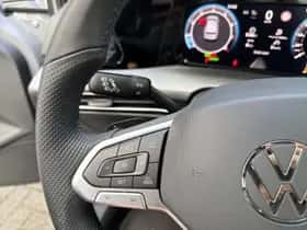 Volkswagen Golf (2024) thumbnail 21