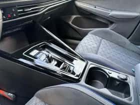 Volkswagen Golf (2024) thumbnail 27