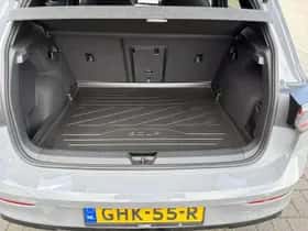 Volkswagen Golf (2024) thumbnail 30