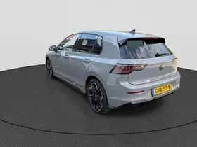 Volkswagen Golf (2024) thumbnail 5