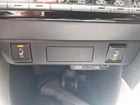 Mazda 2 Hybrid (2024) thumbnail 35