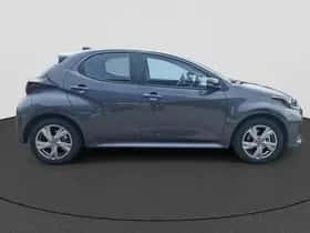 Mazda 2 Hybrid (2024) thumbnail 8