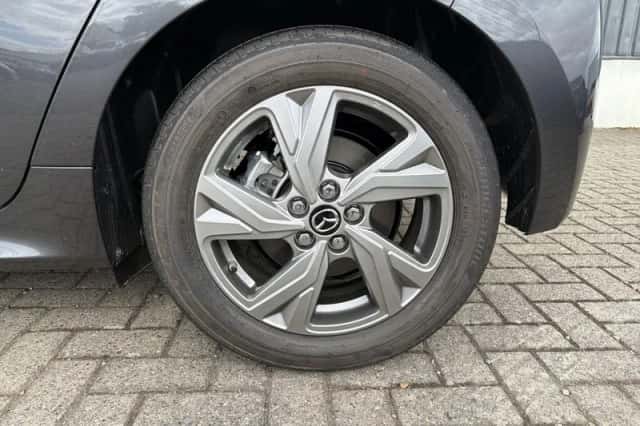 Mazda 2 Hybrid (2025) thumbnail 15