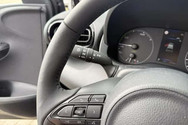 Mazda 2 Hybrid (2025) thumbnail 19