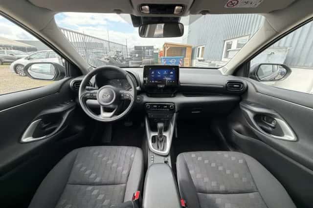 Mazda 2 Hybrid (2025) thumbnail 9