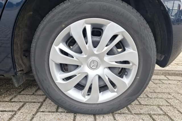 Mazda 2 (2021) thumbnail 15