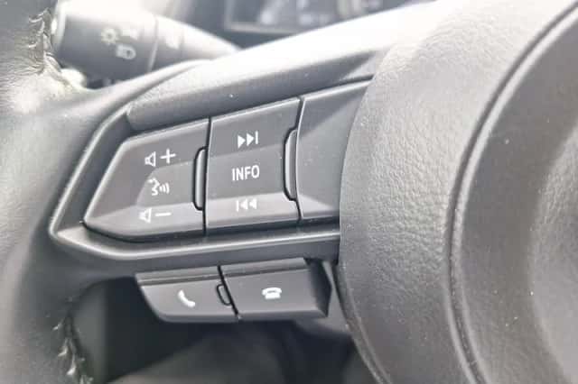 Mazda 2 (2021) thumbnail 21