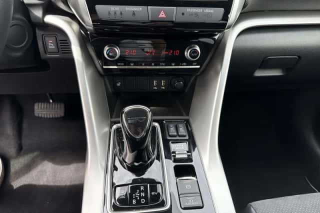 Mitsubishi Eclipse Cross (2025) thumbnail 25