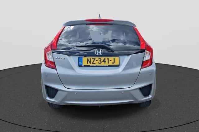 Honda Jazz (2017) thumbnail 6