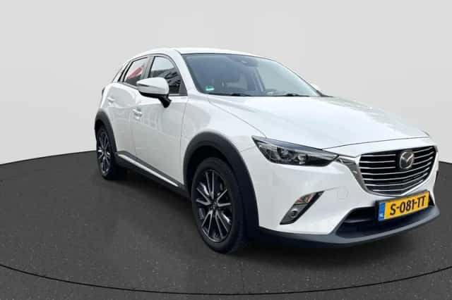 Mazda CX-3 (2017) thumbnail 3