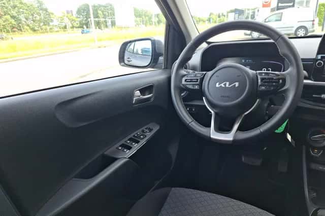 Kia Picanto (2025) thumbnail 14