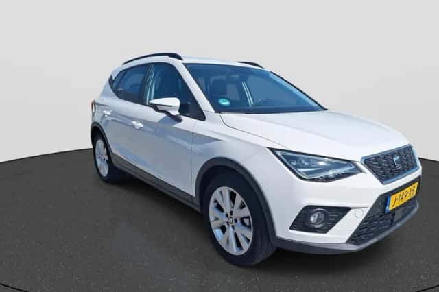 SEAT Arona (2020) thumbnail 3