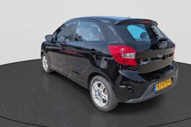 Ford Ka (2017) thumbnail 3