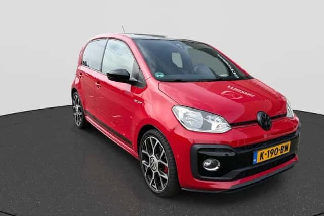 Volkswagen Up! (2019) thumbnail 3