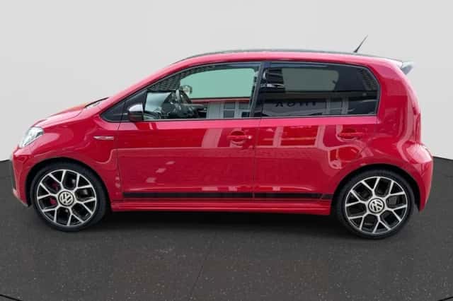 Volkswagen Up! (2019) thumbnail 4