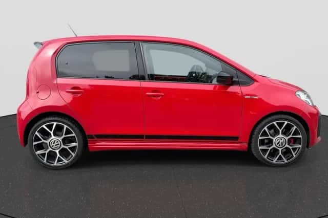 Volkswagen Up! (2019) thumbnail 8