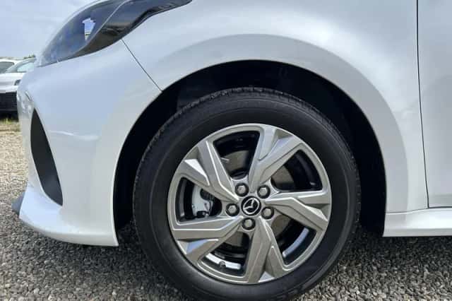 Mazda 2 Hybrid (2026) thumbnail 11