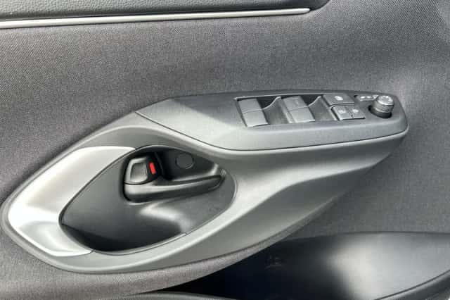 Mazda 2 Hybrid (2026) thumbnail 14