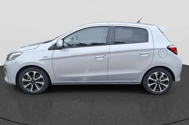 Mitsubishi Space Star (2021) thumbnail 4