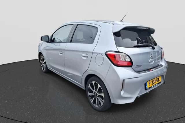 Mitsubishi Space Star (2021) thumbnail 5