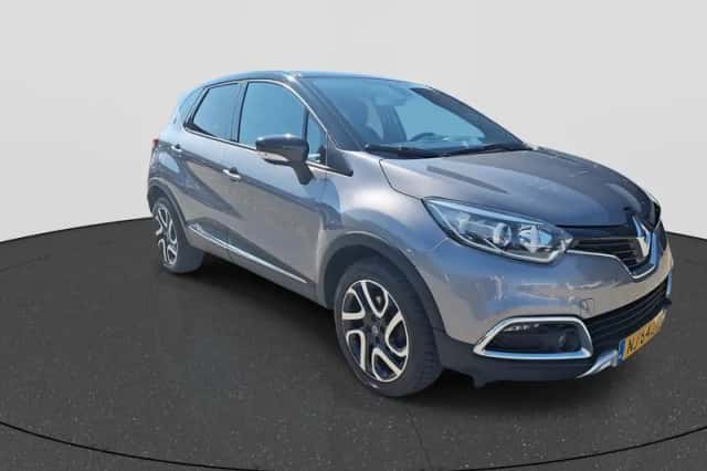Renault Captur (2017) thumbnail 3