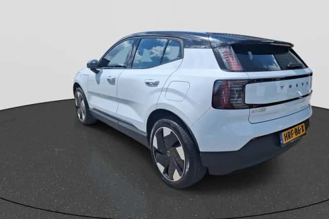 Volvo EX30 (2025) thumbnail 5
