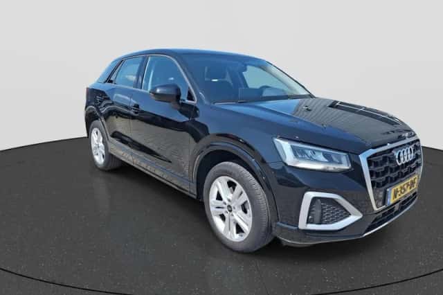 Audi Q2 (2021) thumbnail 3