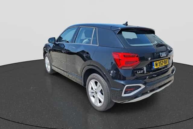 Audi Q2 (2021) thumbnail 5