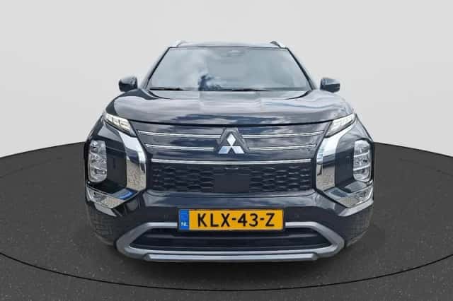 Mitsubishi Outlander (2026) thumbnail 2
