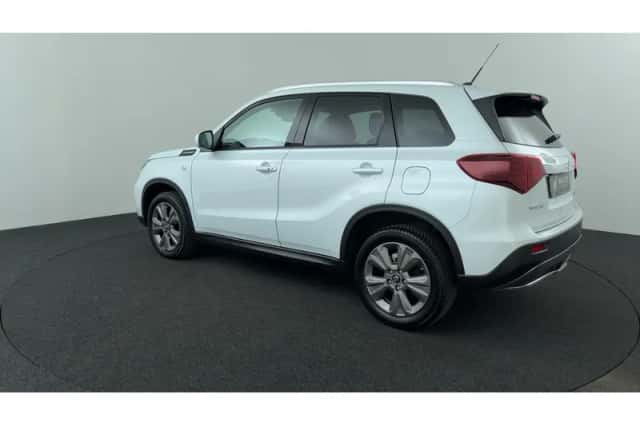 Suzuki Vitara (2025) thumbnail 3