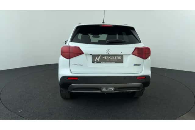 Suzuki Vitara (2025) thumbnail 4