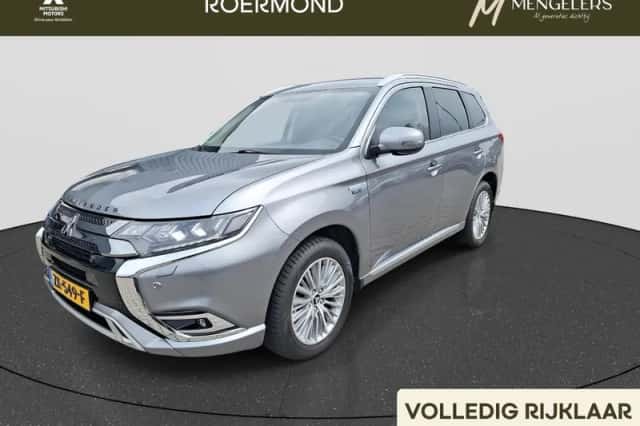 Mitsubishi Outlander (2019) thumbnail 1