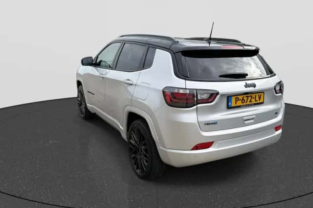 Jeep Compass (2022) thumbnail 5