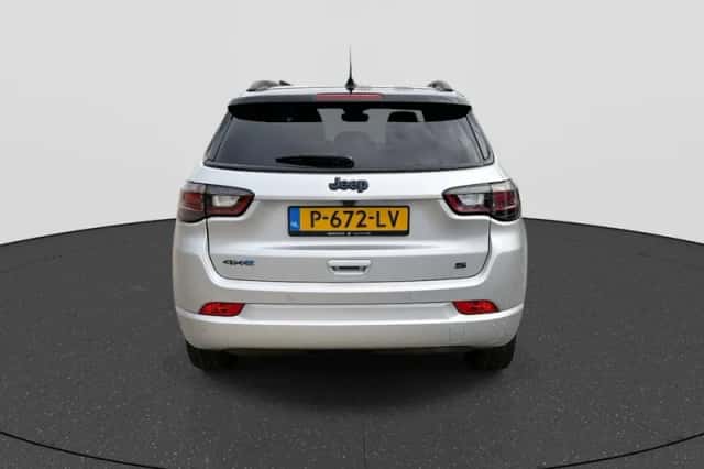 Jeep Compass (2022) thumbnail 6