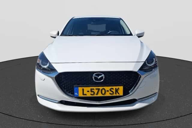 Mazda 2 (2021) thumbnail 2