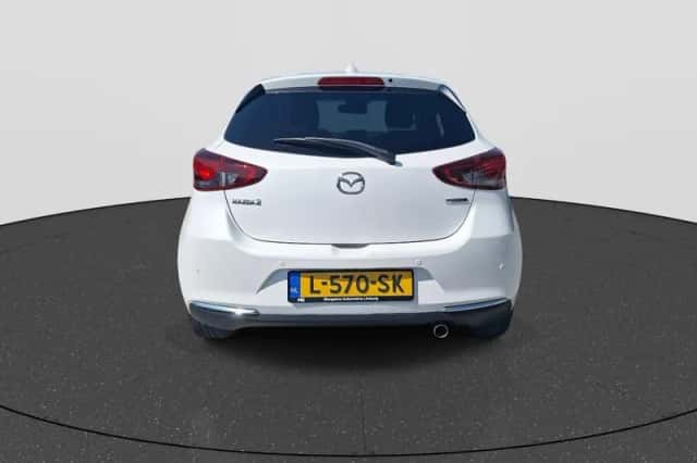 Mazda 2 (2021) thumbnail 6