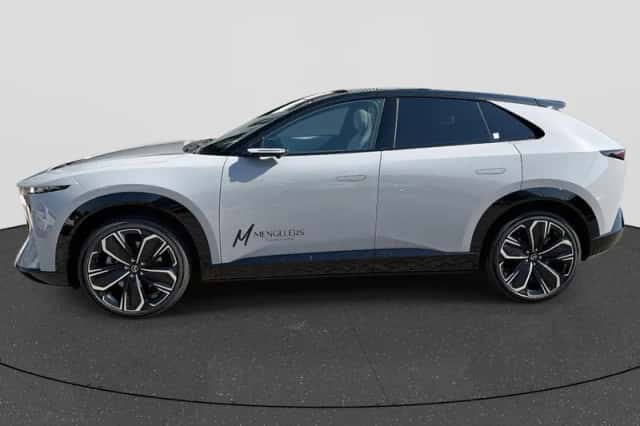 Mazda CX-6e (2026) thumbnail 4