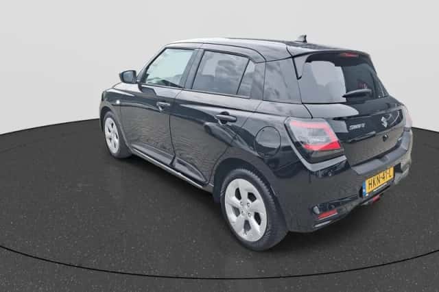 Suzuki Swift (2025) thumbnail 5