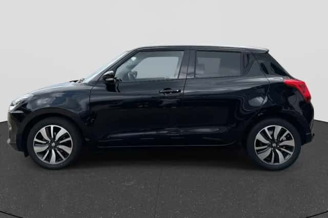 Suzuki Swift (2020) thumbnail 4
